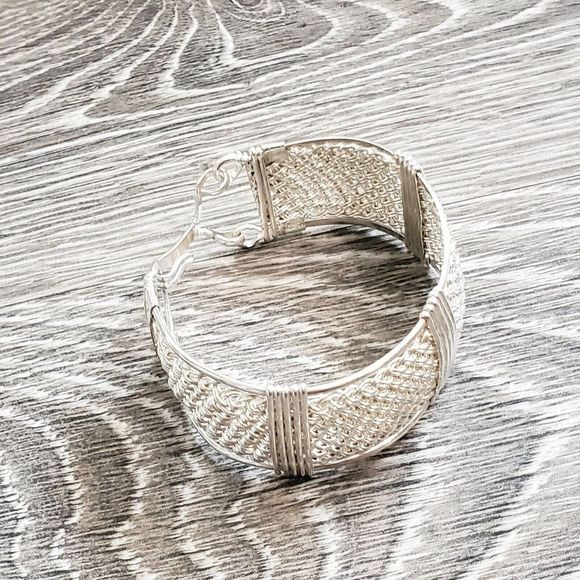 Thick Silver bracelet - Picture 7 of 11